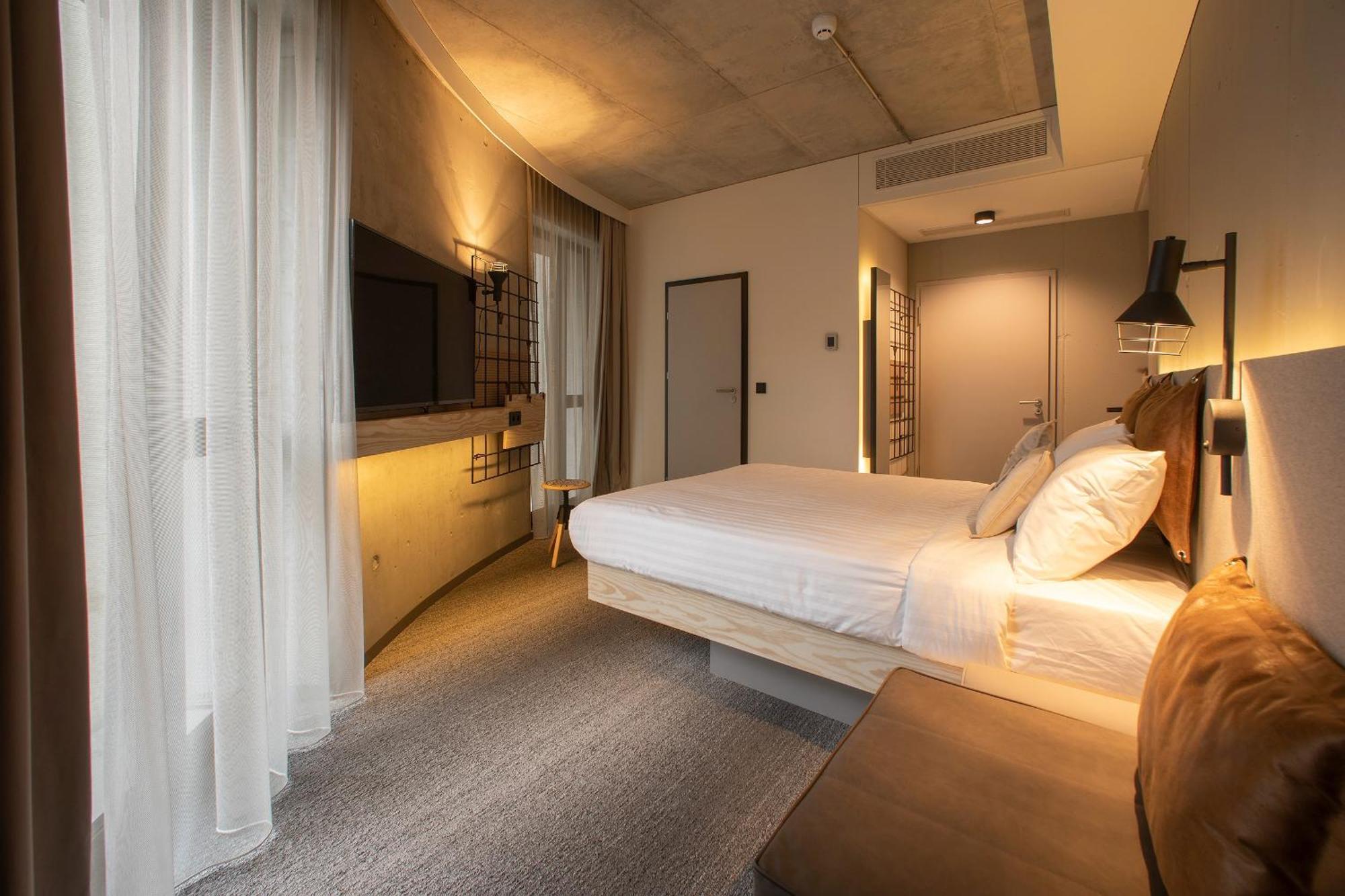 Moxy Kaunas Center Екстериор снимка