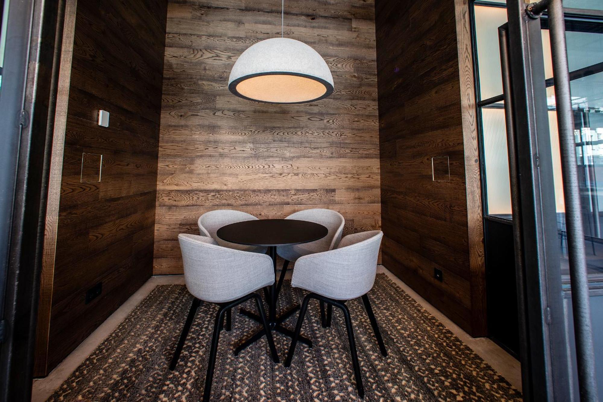 Moxy Kaunas Center Екстериор снимка