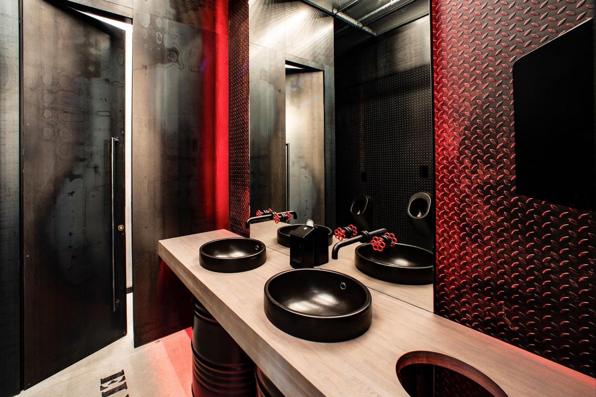Moxy Kaunas Center Екстериор снимка
