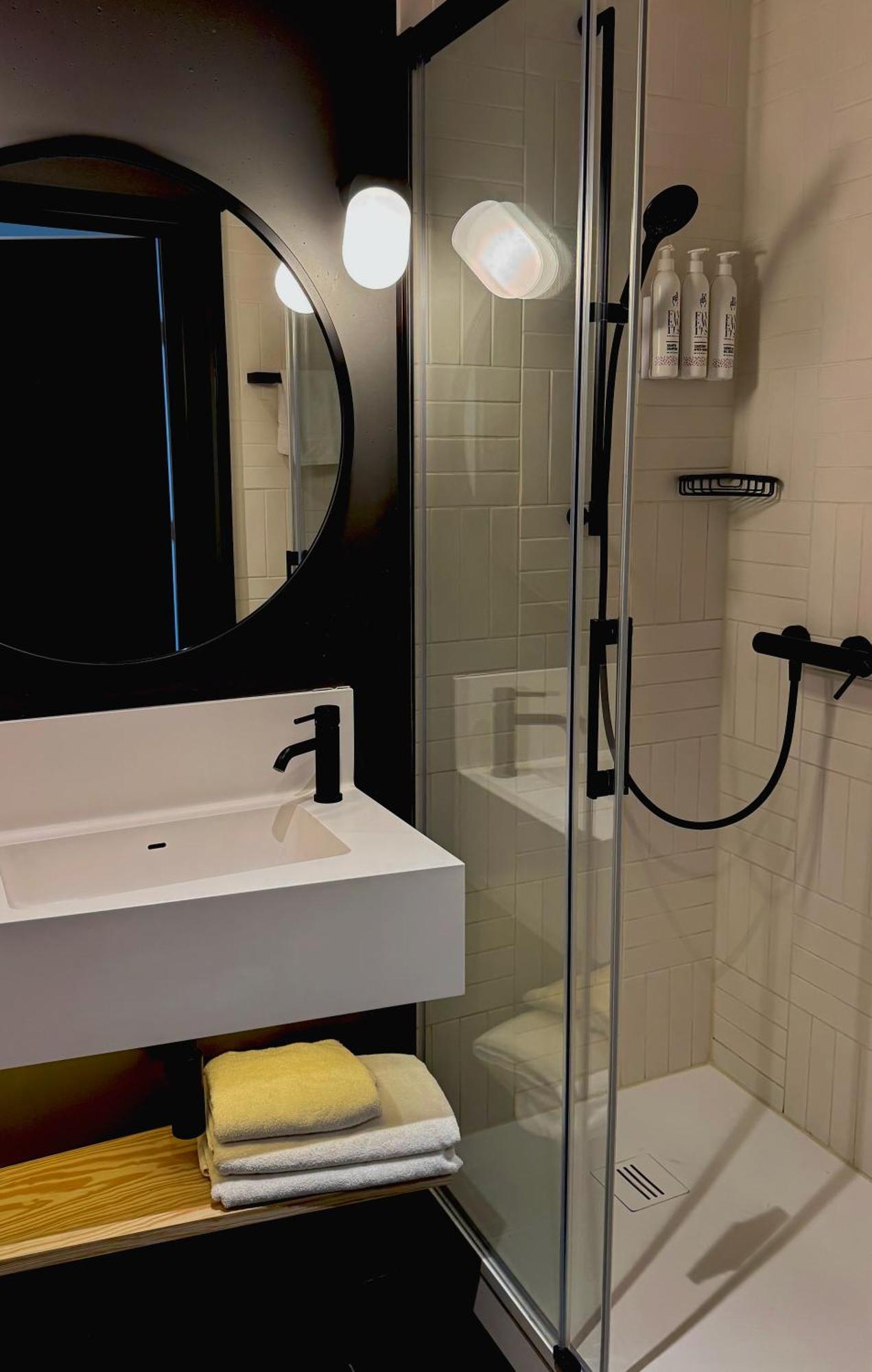 Moxy Kaunas Center Стая снимка